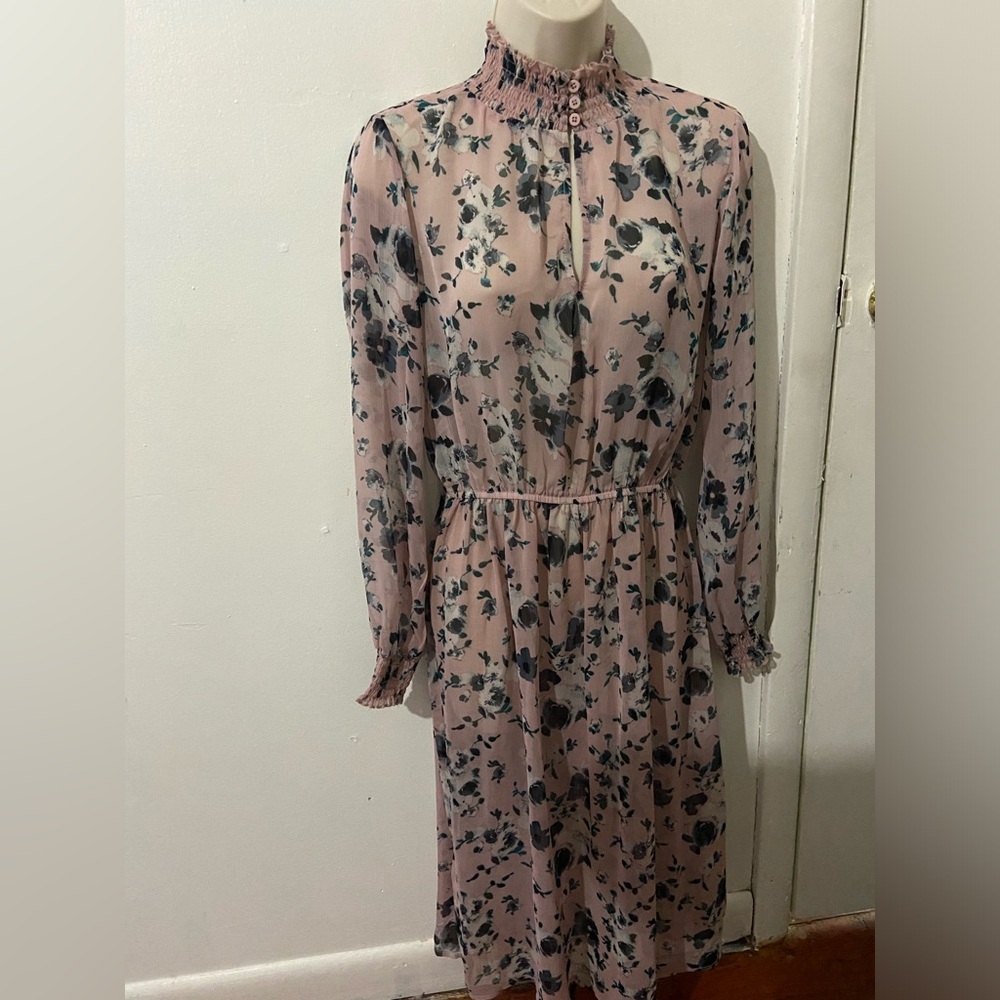 Midi light pink floral dress